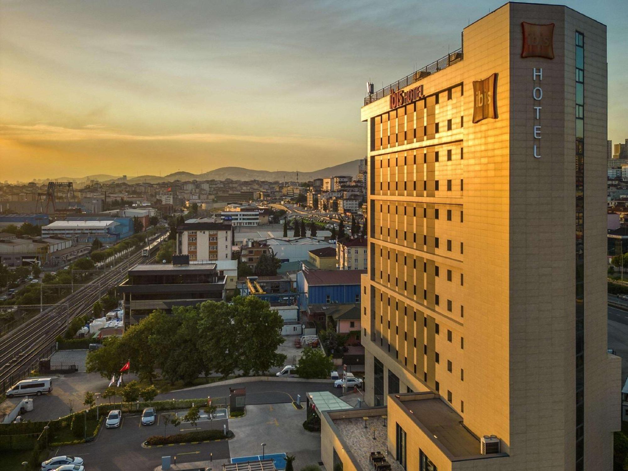 Ibis Istanbul Tuzla Hotel Cayirova Εξωτερικό φωτογραφία